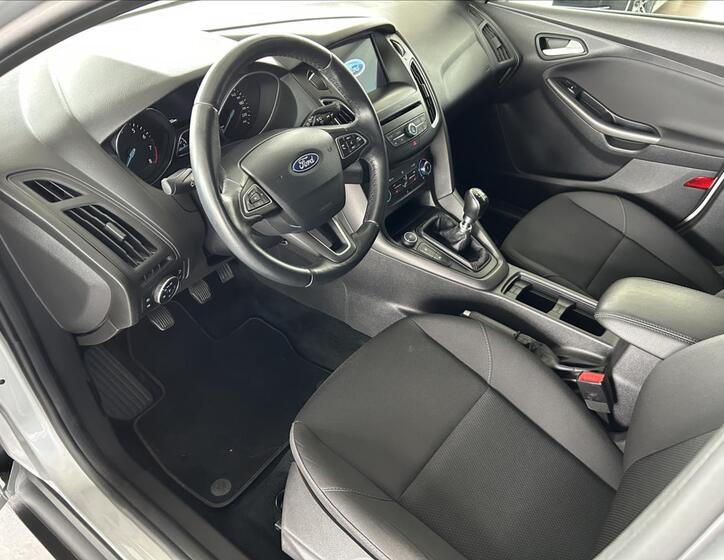 Ford Focus 7