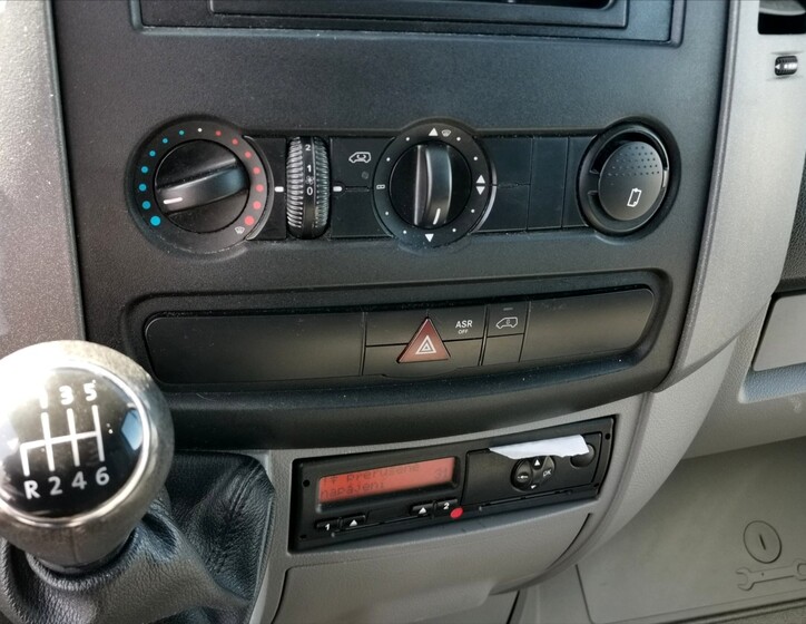 Volkswagen Crafter 10