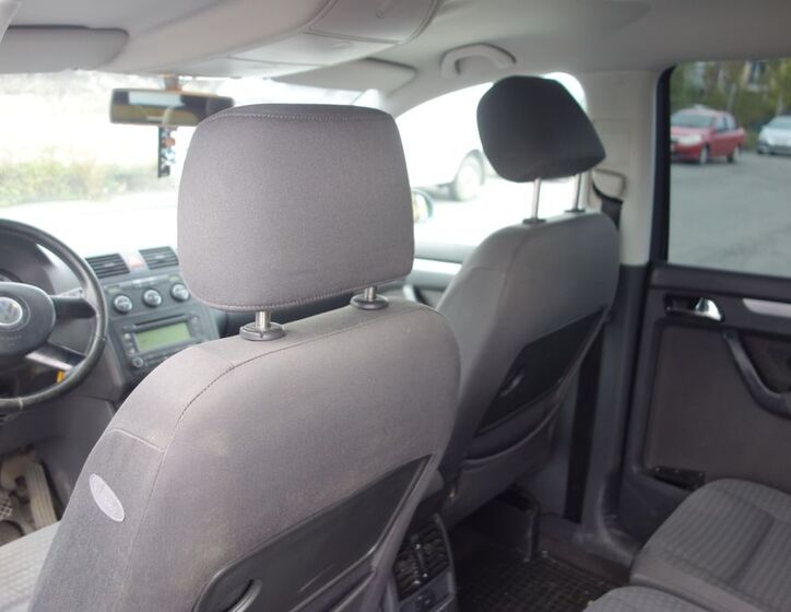 Volkswagen Touran 20