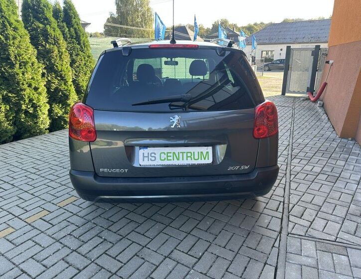 Peugeot 207 4