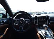 Porsche Cayenne 10