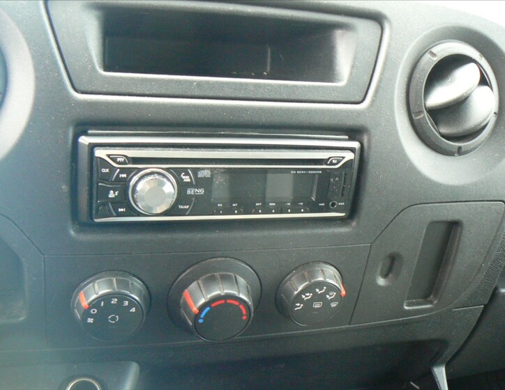 Renault Master 12