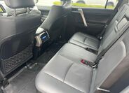 Toyota Land Cruiser 13