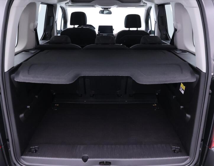 Peugeot Rifter 10