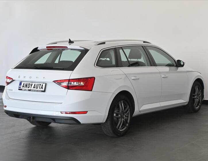 Škoda Superb 3