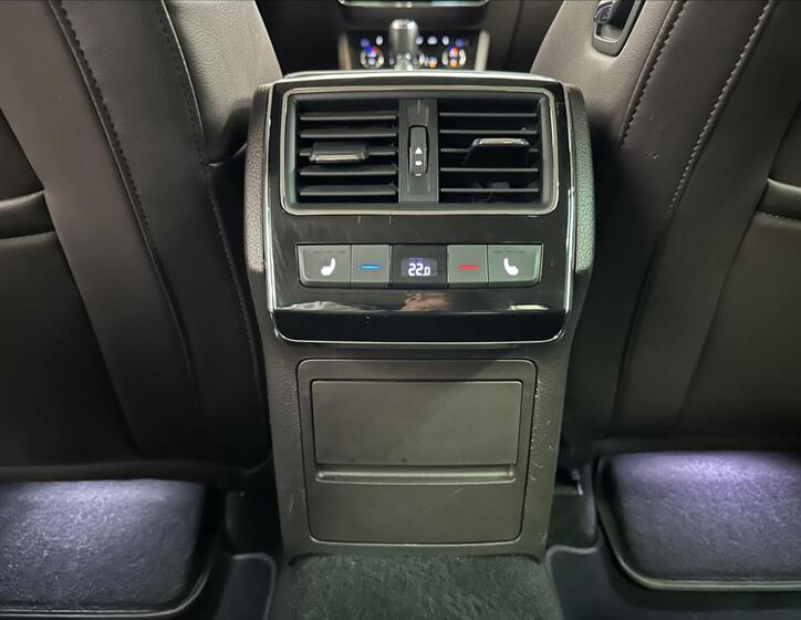 Škoda Superb 24
