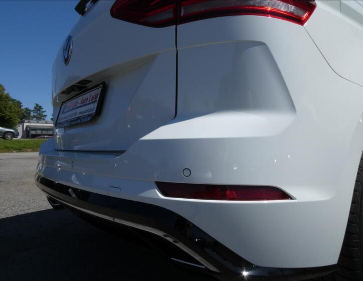 Volkswagen Touran 10