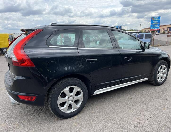Volvo XC60 5