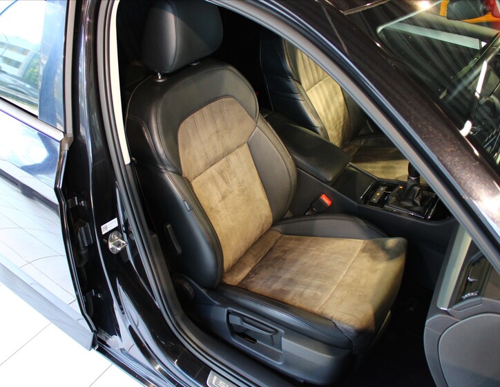 Škoda Superb 24