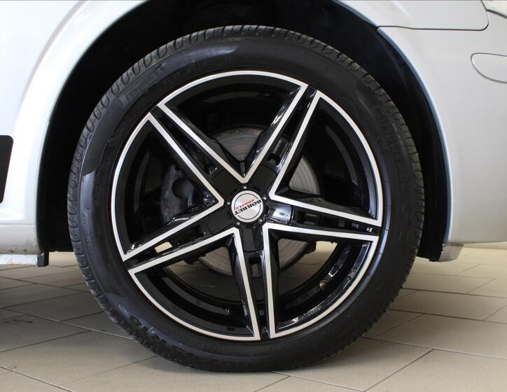 Mercedes-Benz Viano 31