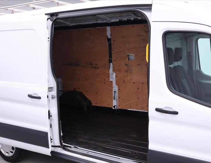 Ford Transit 14