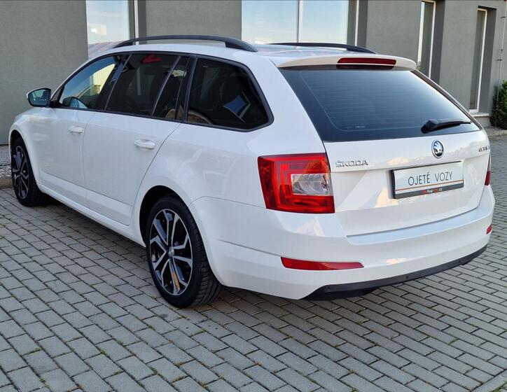 Škoda Octavia 8