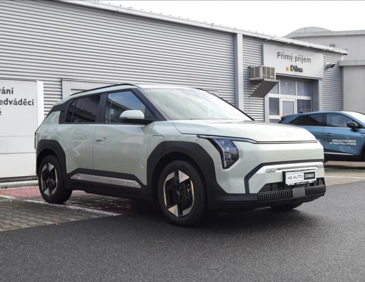 KIA EV3 1
