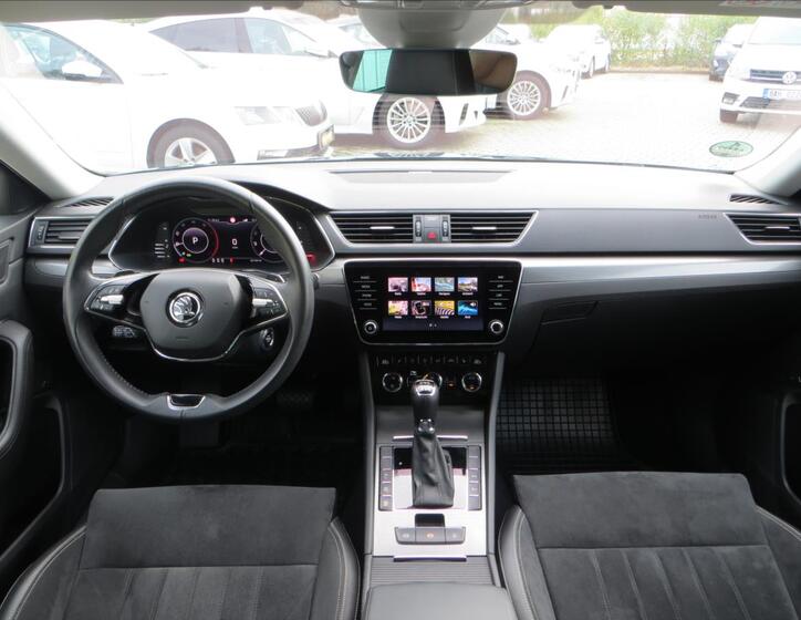 Škoda Superb 33