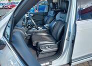 Audi Q7 10