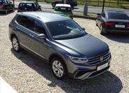 Volkswagen Tiguan 1