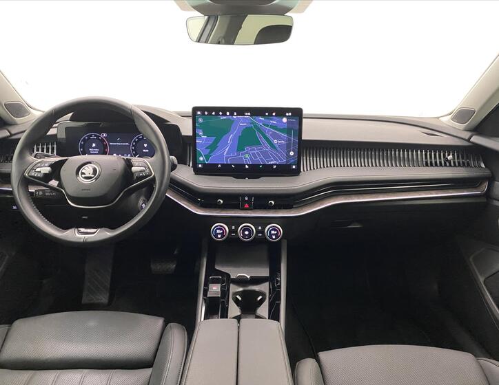 Škoda Superb 9