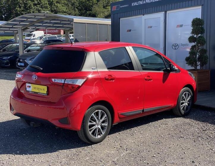 Toyota Yaris 7