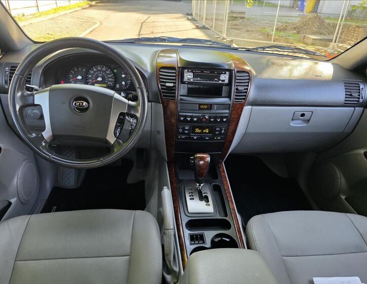 KIA Sorento 17