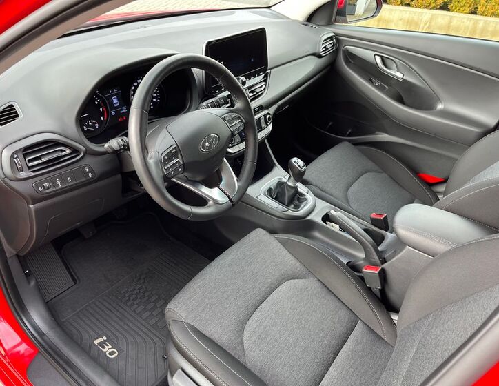 Hyundai i30 14