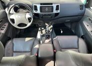 Toyota Hilux 12