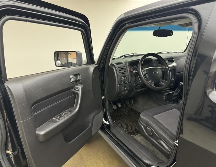 Hummer H3 17