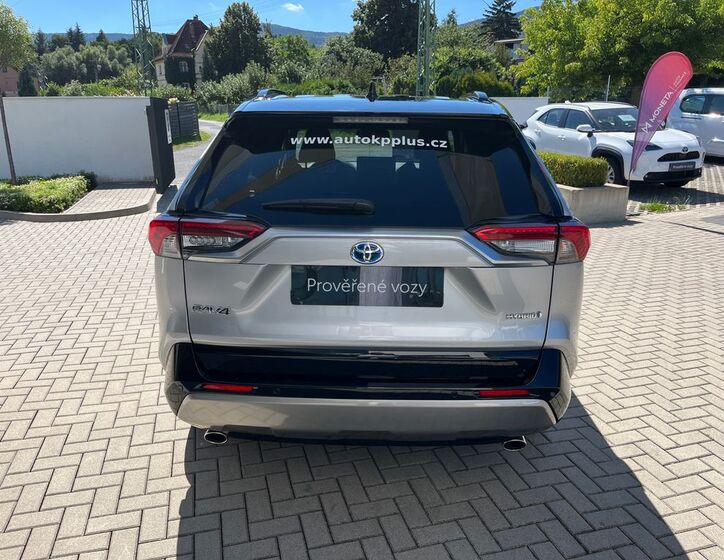 Toyota RAV4 5