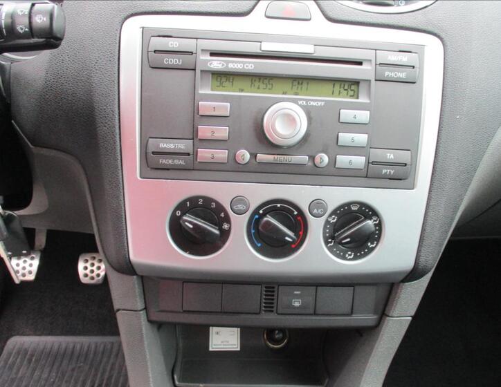 Ford Focus 12
