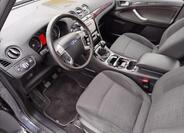 Ford Galaxy 8