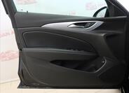 Opel Insignia 9