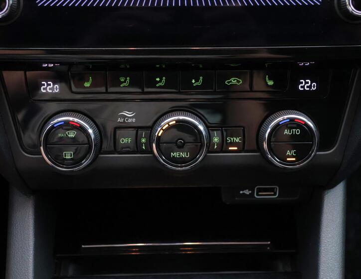 Škoda Octavia 24