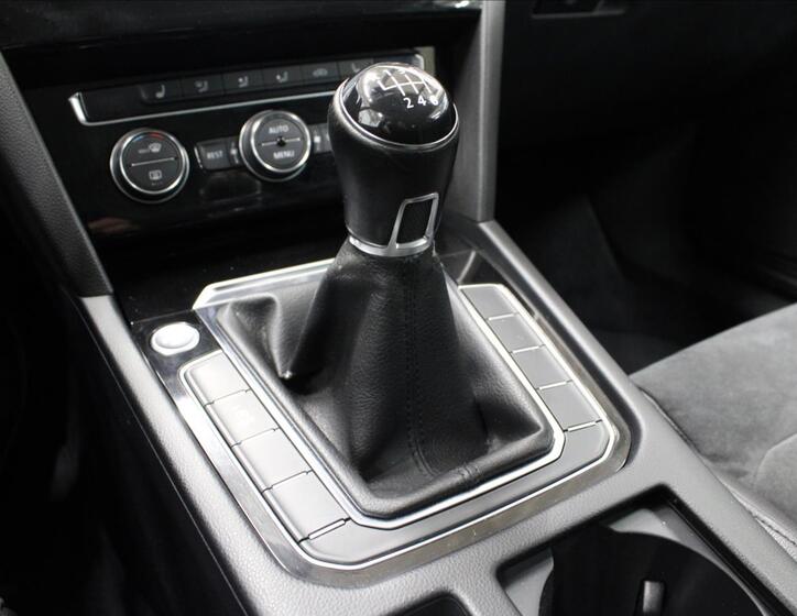 Volkswagen Passat 27