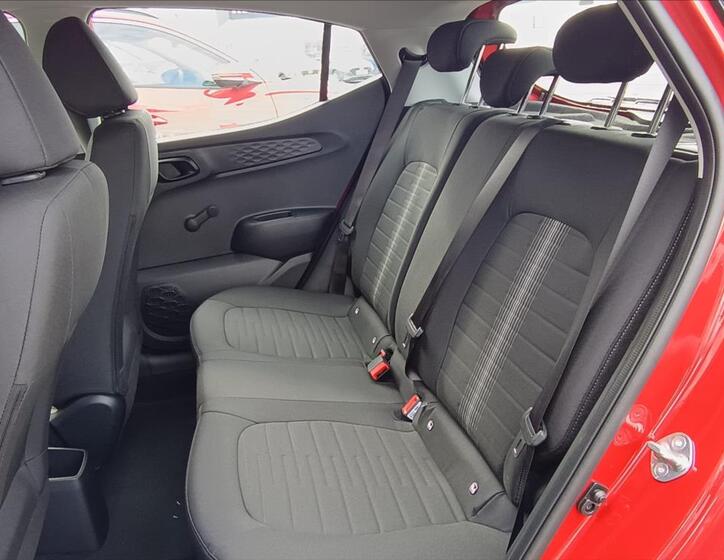 Hyundai i10 10