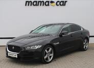 Jaguar XE 3