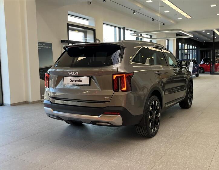 KIA Sorento 5