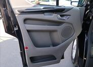 Ford Tourneo Custom 30