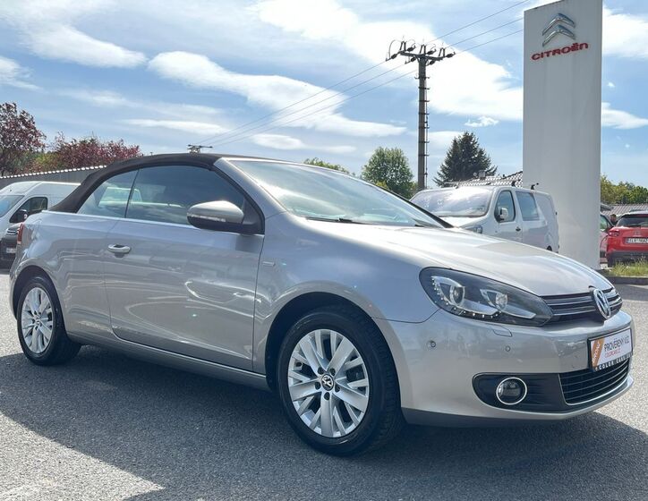 Volkswagen Golf 16
