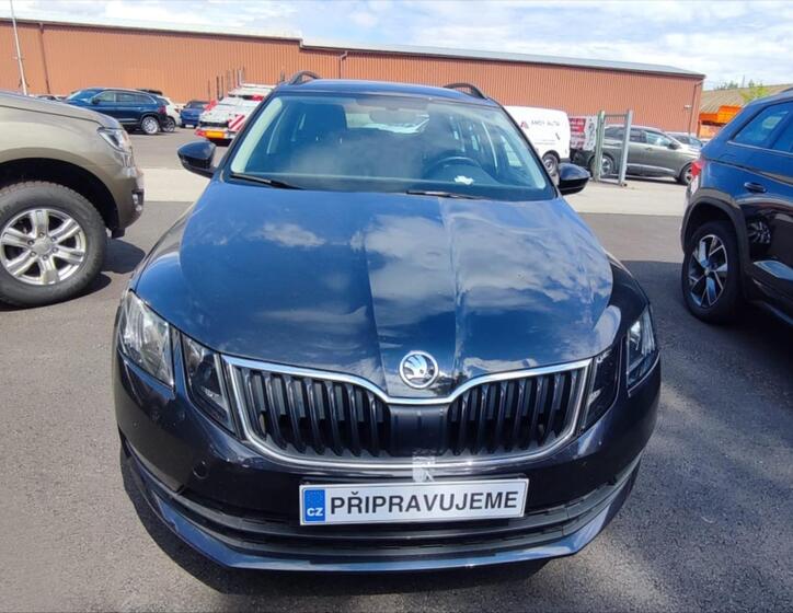 Škoda Octavia 1
