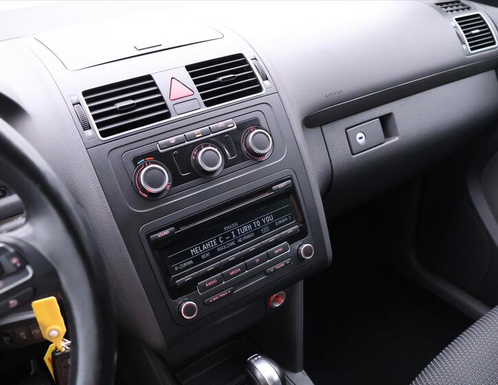 Volkswagen Touran 23