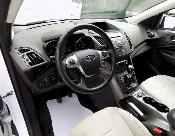 Ford Kuga 12