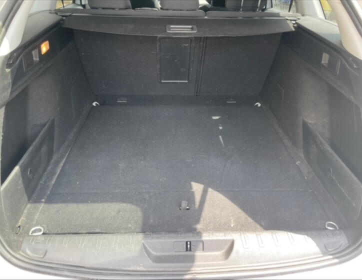 Peugeot 308 6