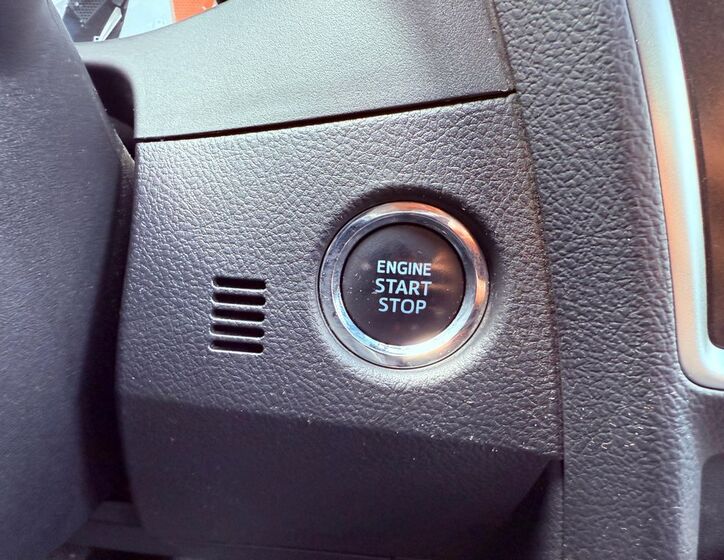 Toyota Auris 23