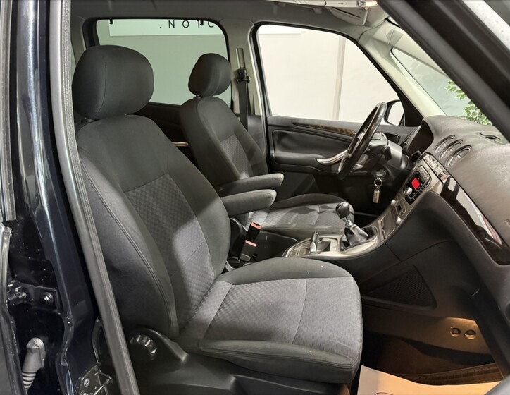Ford Galaxy 20