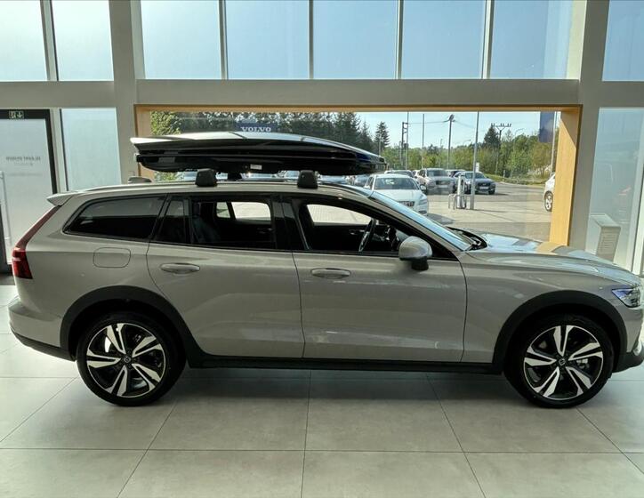 Volvo V60 5