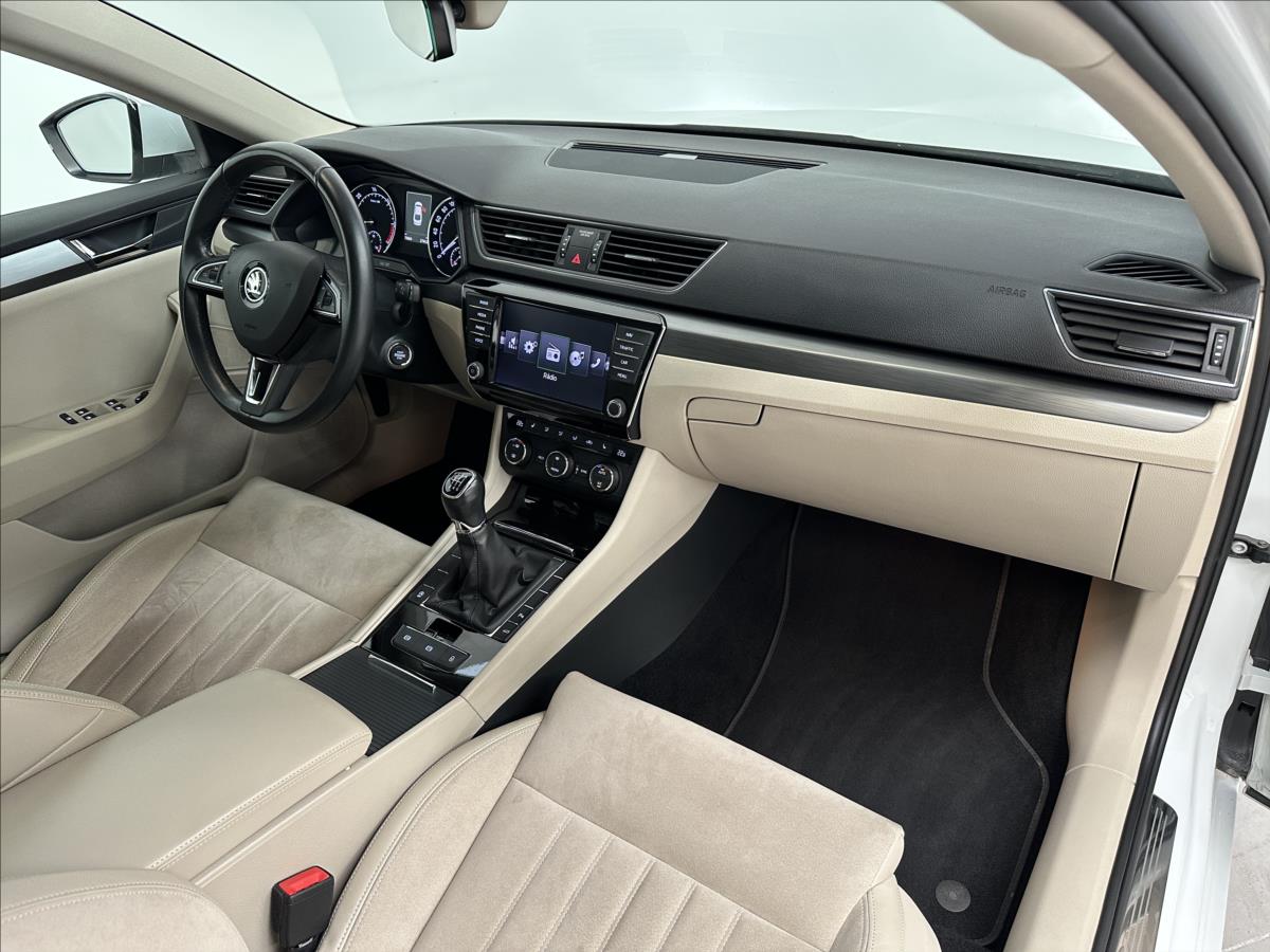 Škoda Superb