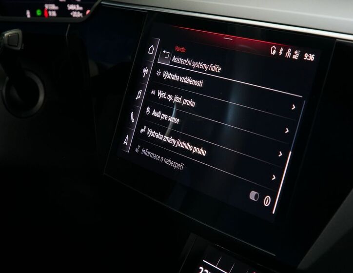 Audi e-tron 26