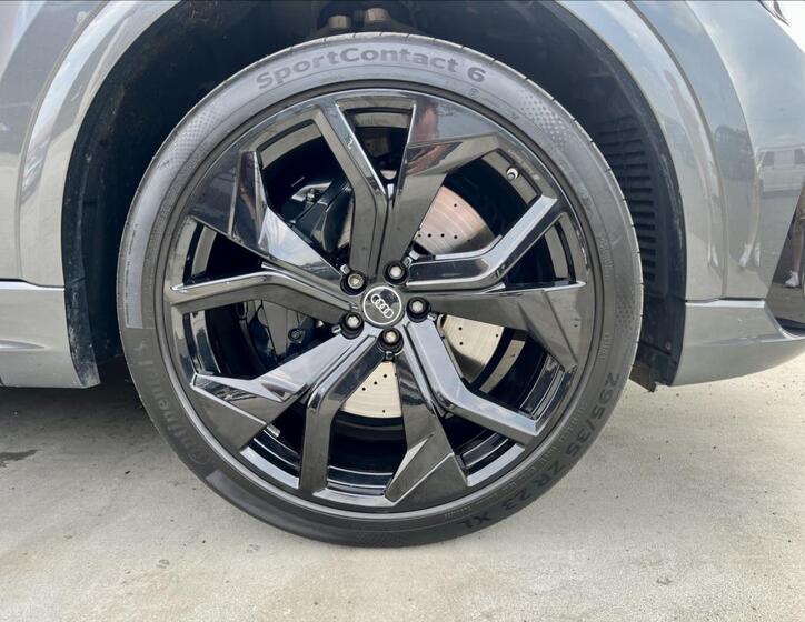 Audi RS Q8 45