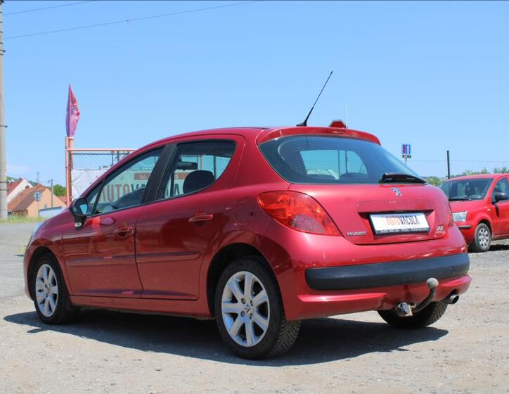 Peugeot 207 7