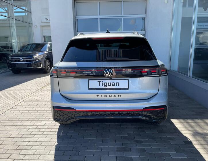 Volkswagen Tiguan 6