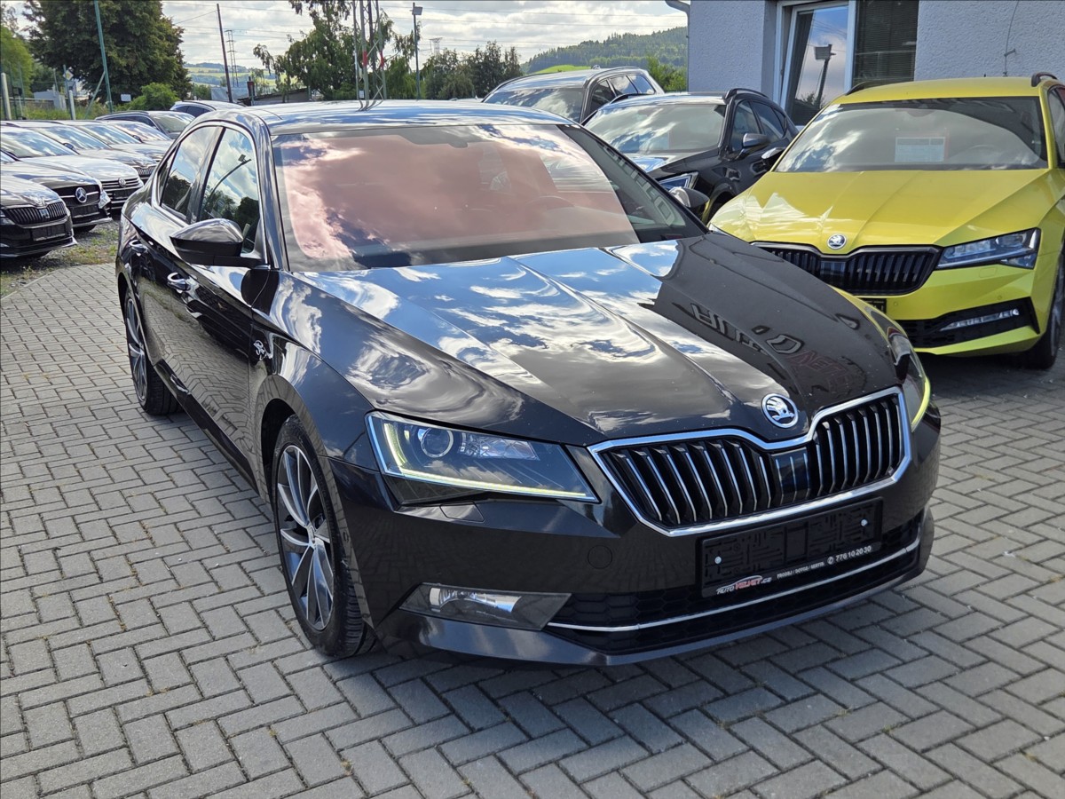 Škoda Superb